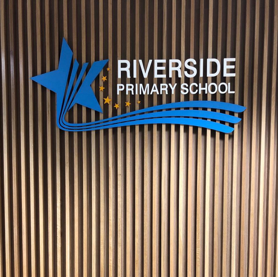Riverside Primary School Logo