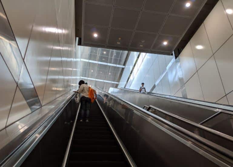 bartley mrt escalator