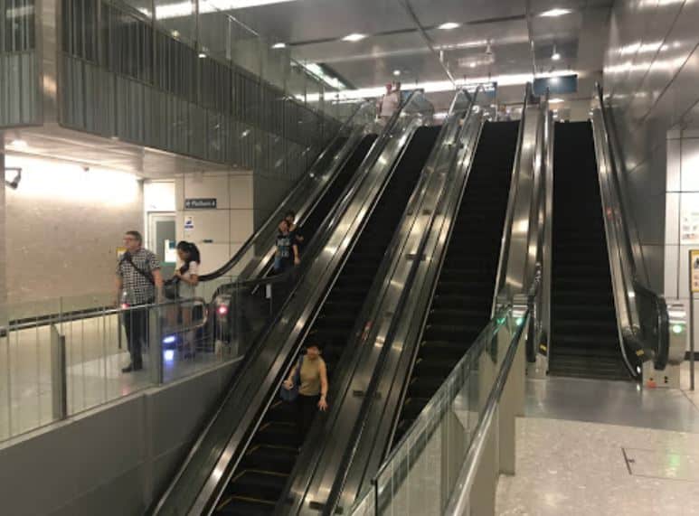 bayfront mrt escalator