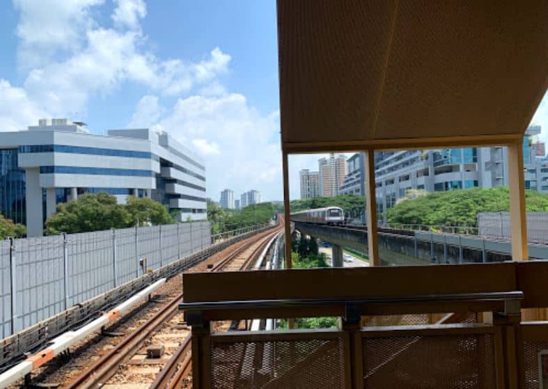 commonwealth mrt rail track