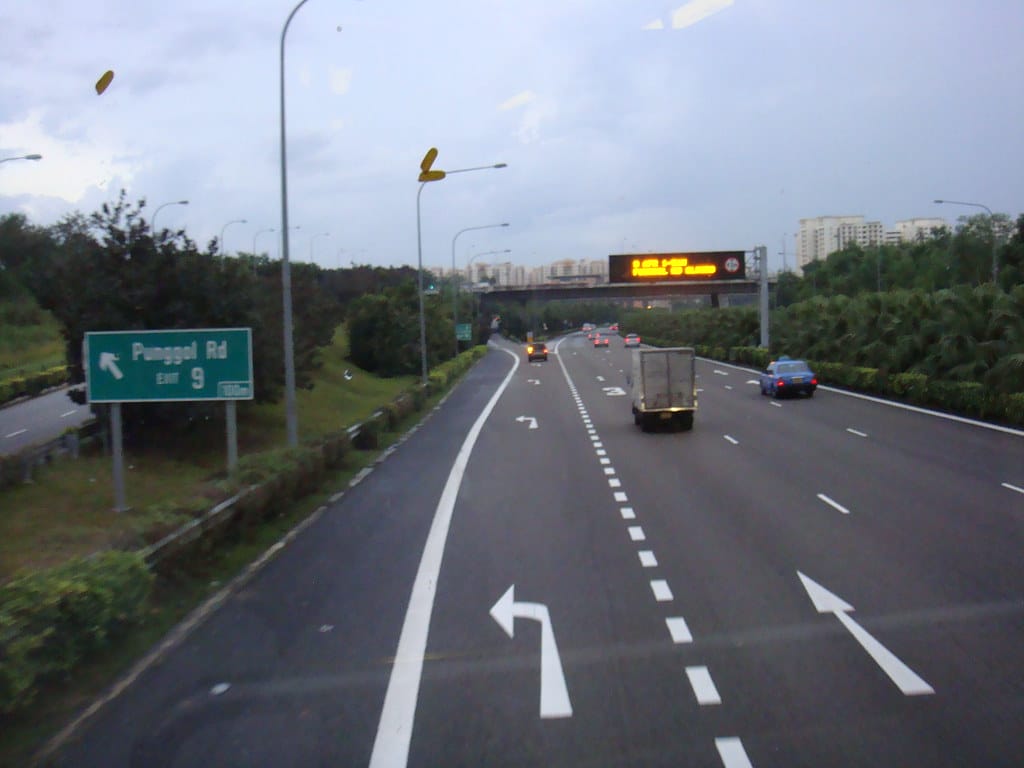 Tampines Expressway TPE vehicles