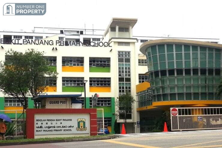 Hillview Rise near Bukit Panjang Primary School