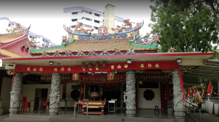 J’den Condo near JUrong Temple