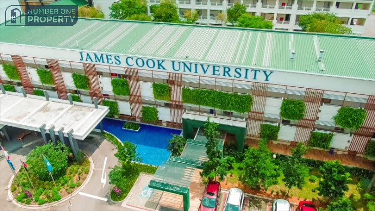 Deluxe Residences near James Cook University, Singapore