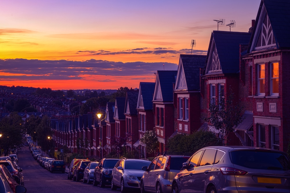 Exploring Popular Searches: What Buyers Look for in UK Properties