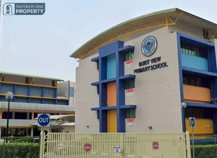 Bukit Batok West Avenue 8 near Bukit View Primary School