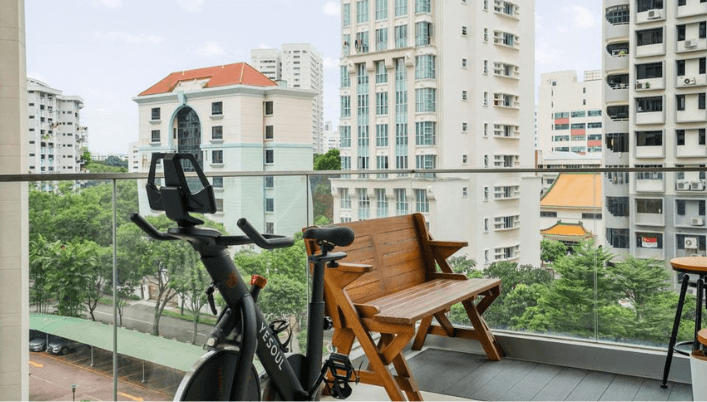 Boon Teck Road Condo in Eight Riversuites